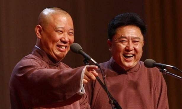 贾玲谈郭德纲相声大赛一等奖,郭德纲于谦和贾玲比赛