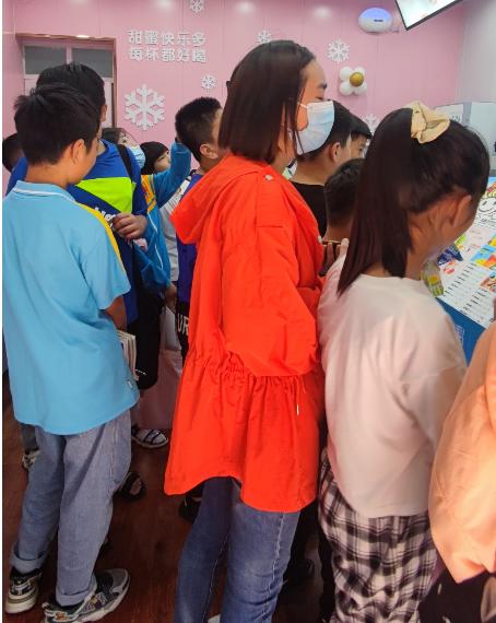 大学校园内开奶茶店需要什么手续,大学里面开奶茶店的利弊