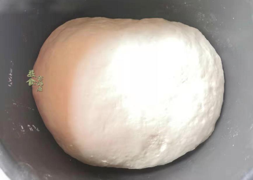 冬天孩子咳嗽，用梨做成水果馒头，孩子特别爱吃还可缓解预防咳嗽