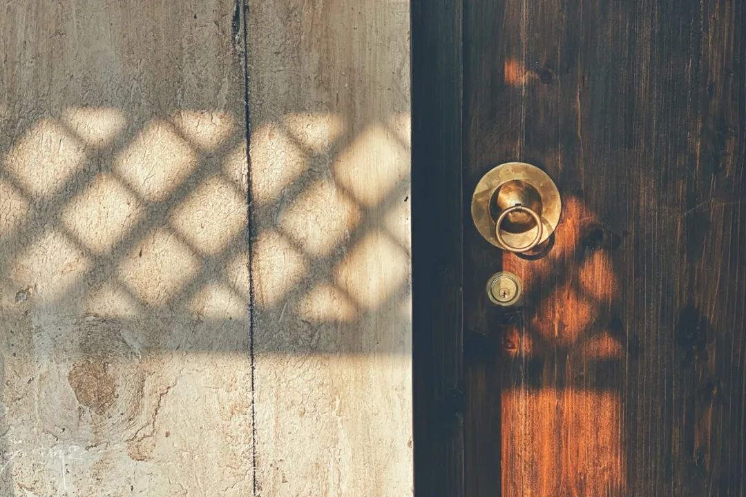 娌欏娴滅殑绱壊鑺辨捣,娌欏娴滈鏅尯鑺辨捣