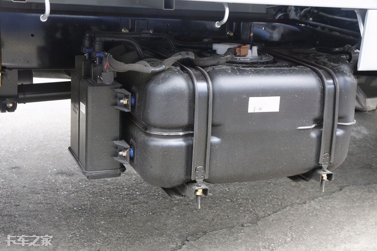 长安神骐t20厢货三米六,长安神骐3.3米货车能拉多少吨