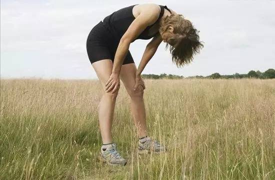 跑狐周记｜杨定宏雨战跑出221国际田联将更换名称及标志