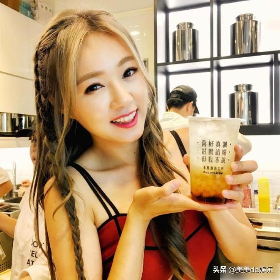 同居了都不承认关系，节目爆粗口根本不能播，突然变富婆了？