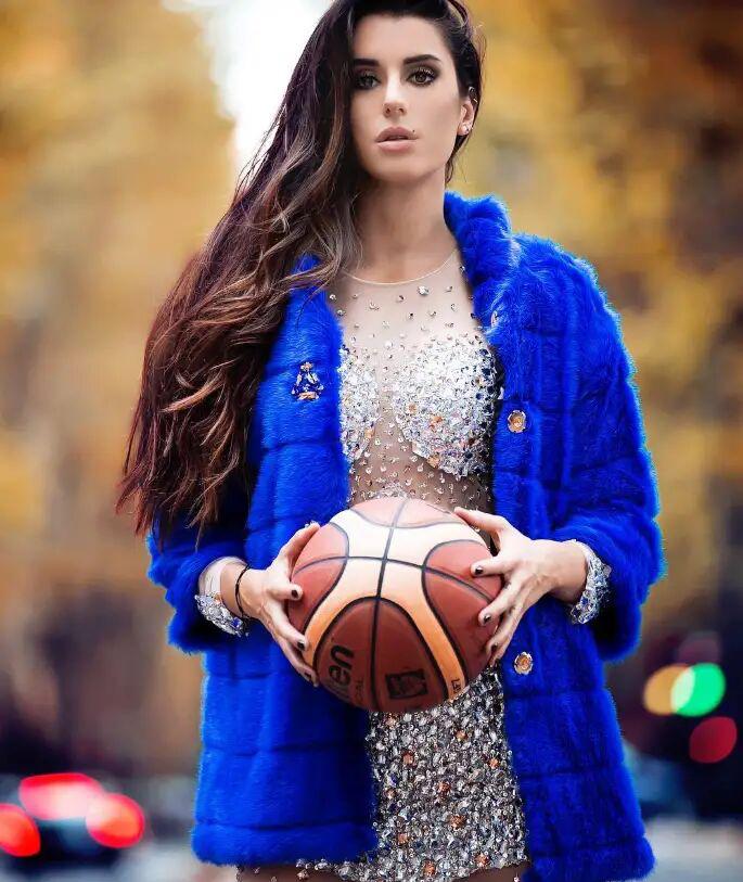 意大利第一篮球女神,意大利国宝级篮球女神