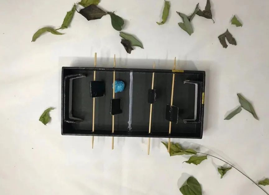 简单的足球小制作,纸盒足球制作教程