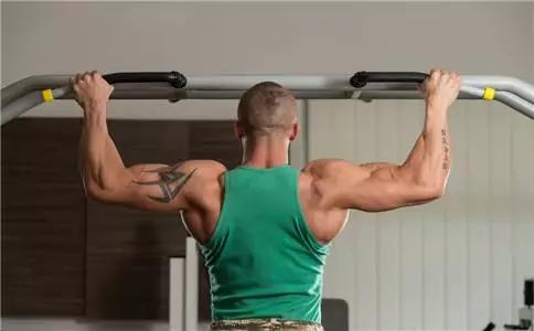 拉力器五个动作锻炼肌肉快来学习