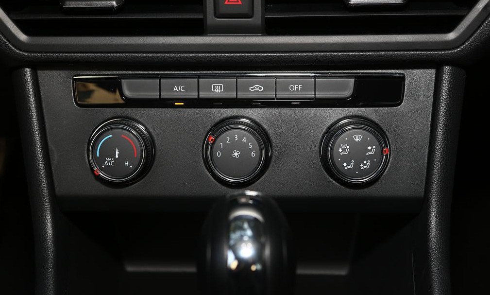 全新朗逸1.5升真实用车感受,朗逸2024款星空满逸版用车体验