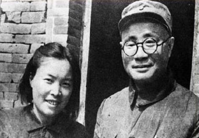 1986年*伯承刘**因病逝世，临终曾说：我是死也不瞑目，这是怎么回事