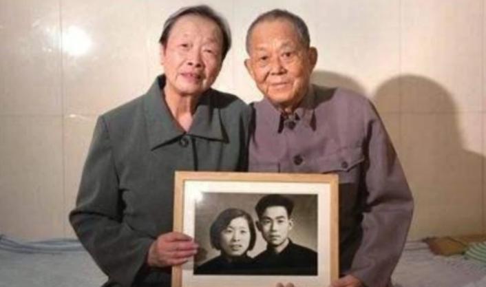 拿养娃钱养老的丁克族过得怎么样,不婚主义者和丁克族晚年如何度过