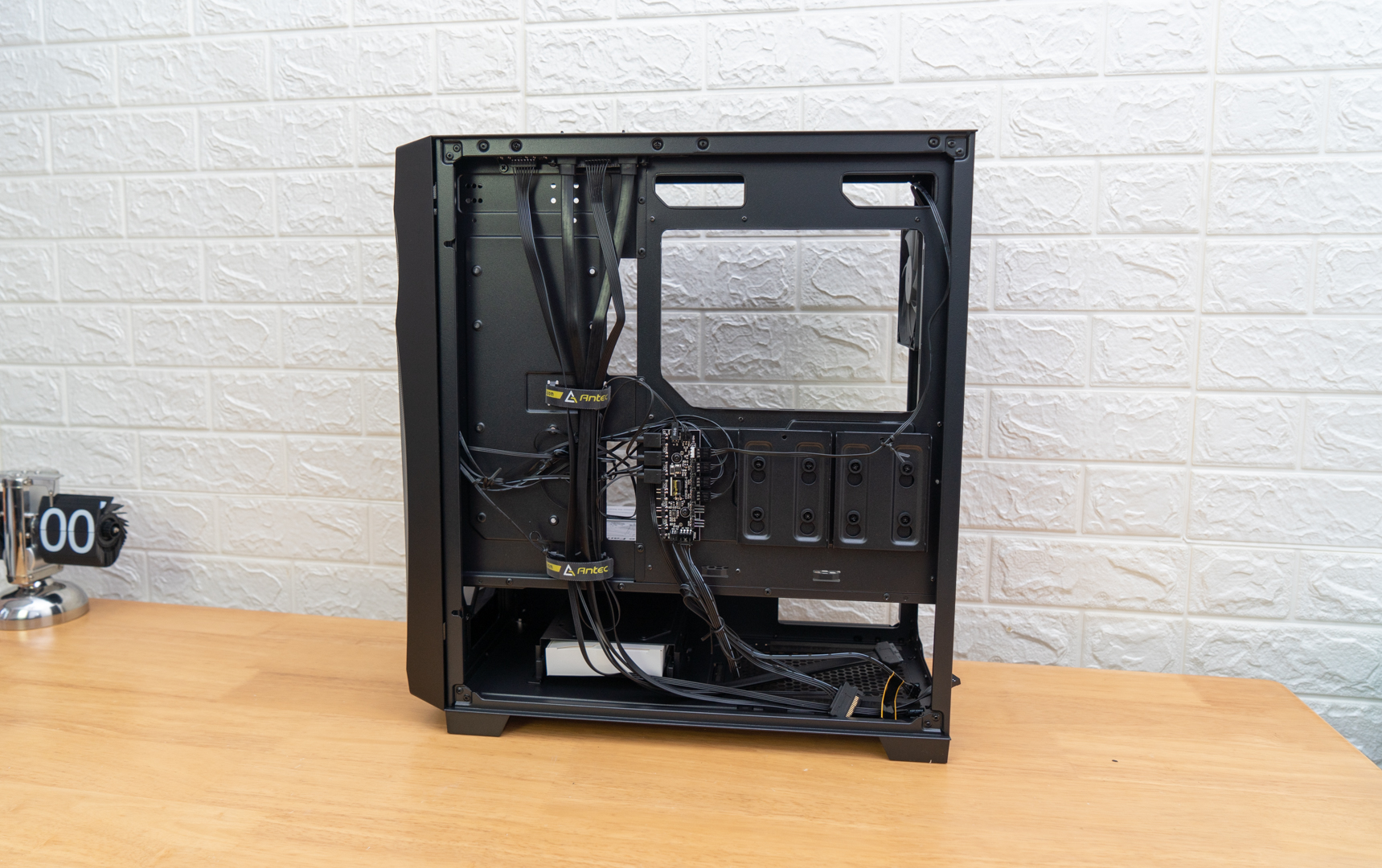 有没有显卡无所谓，游戏、剪辑全搞定，4月份电脑装机单分享