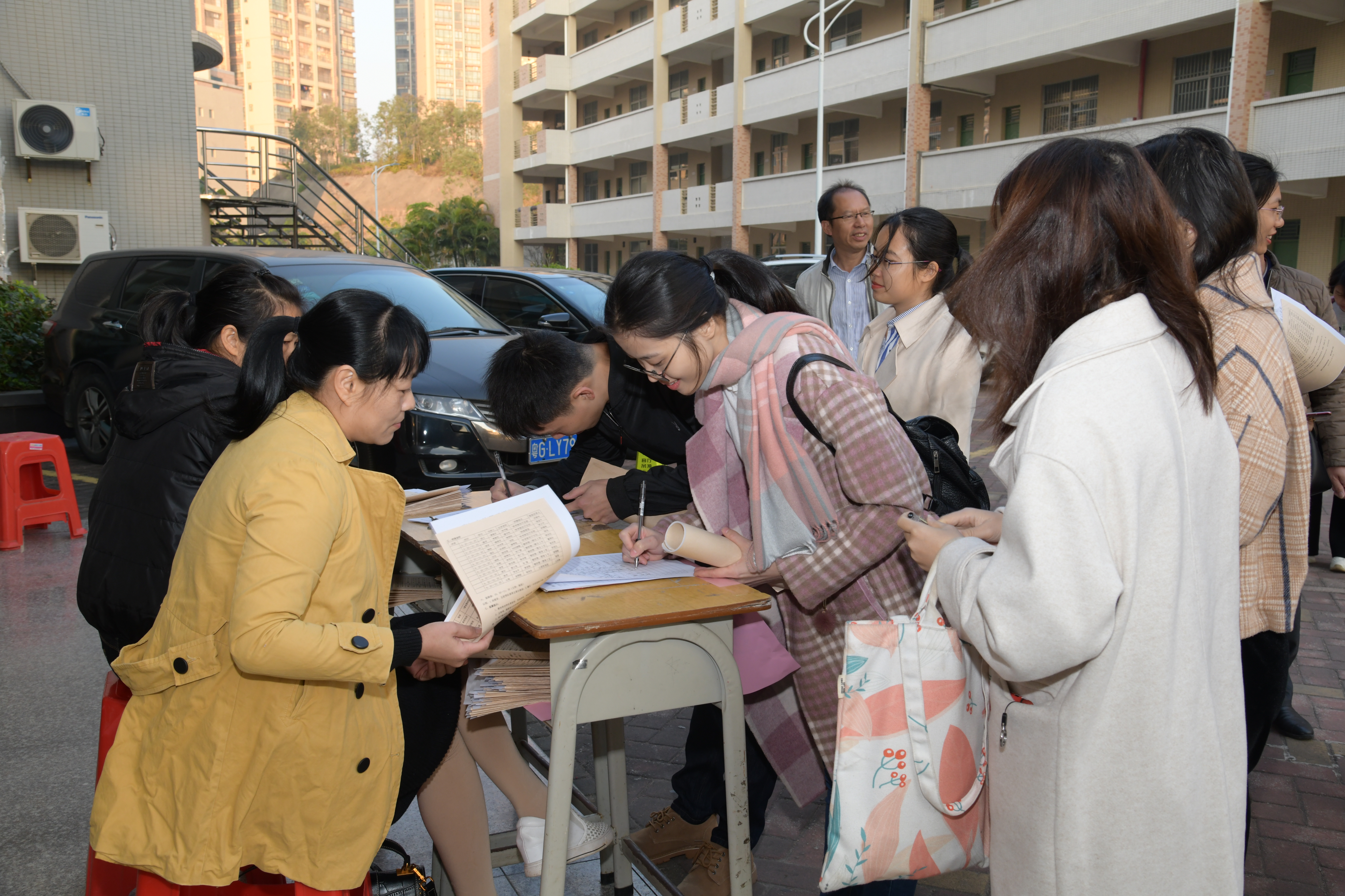 廉江良垌湛江一中对接学校,结对共建促交流教研互动共成长