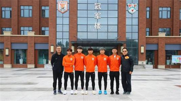 恒大最精彩的反击,恒大后场失误的视频