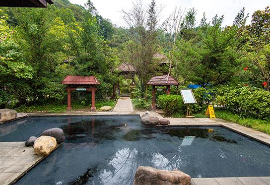 花水湾旅游度假区酒店,花水湾金陵温泉酒店是天然温泉吗