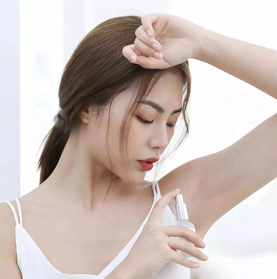 狐臭怎么治妙招化解狐臭尴尬,狐臭女孩真实案例