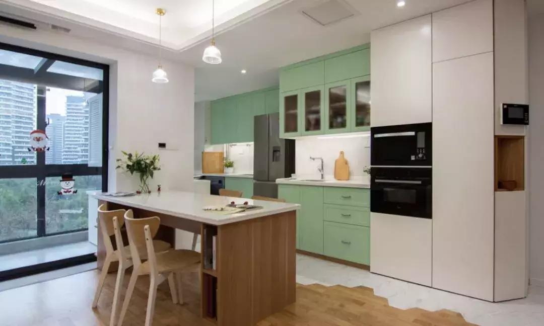 开放式厨房好不好看油烟会不会大,开放式厨房装修效果图无门防油烟