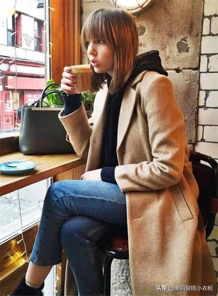 显瘦黑色卫衣,黑卫衣的四种穿搭