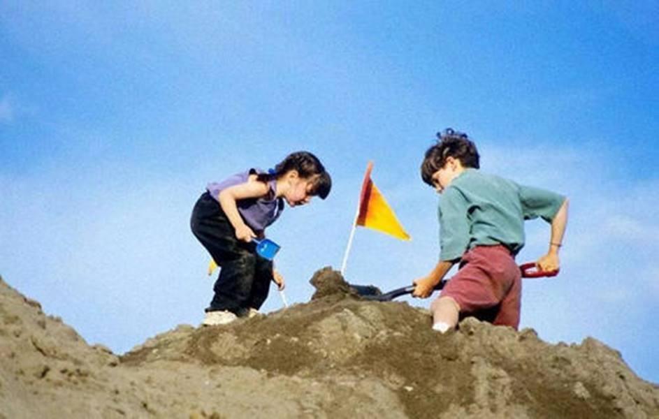 金星在儿子面前怒怼插队：贪小便宜的父母，培养不出大格局的孩子