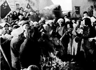 1952年，一农民找到广州市委书记：妈，我是您失散23年的儿子