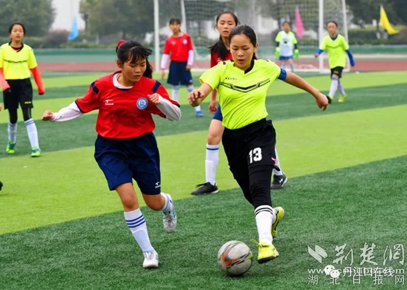 「十堰」丹江口市第五届中小学生校园足球联赛落幕,64场比赛精彩纷呈