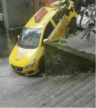 重庆打网约车碰到司机绕路,重庆网约车走错路