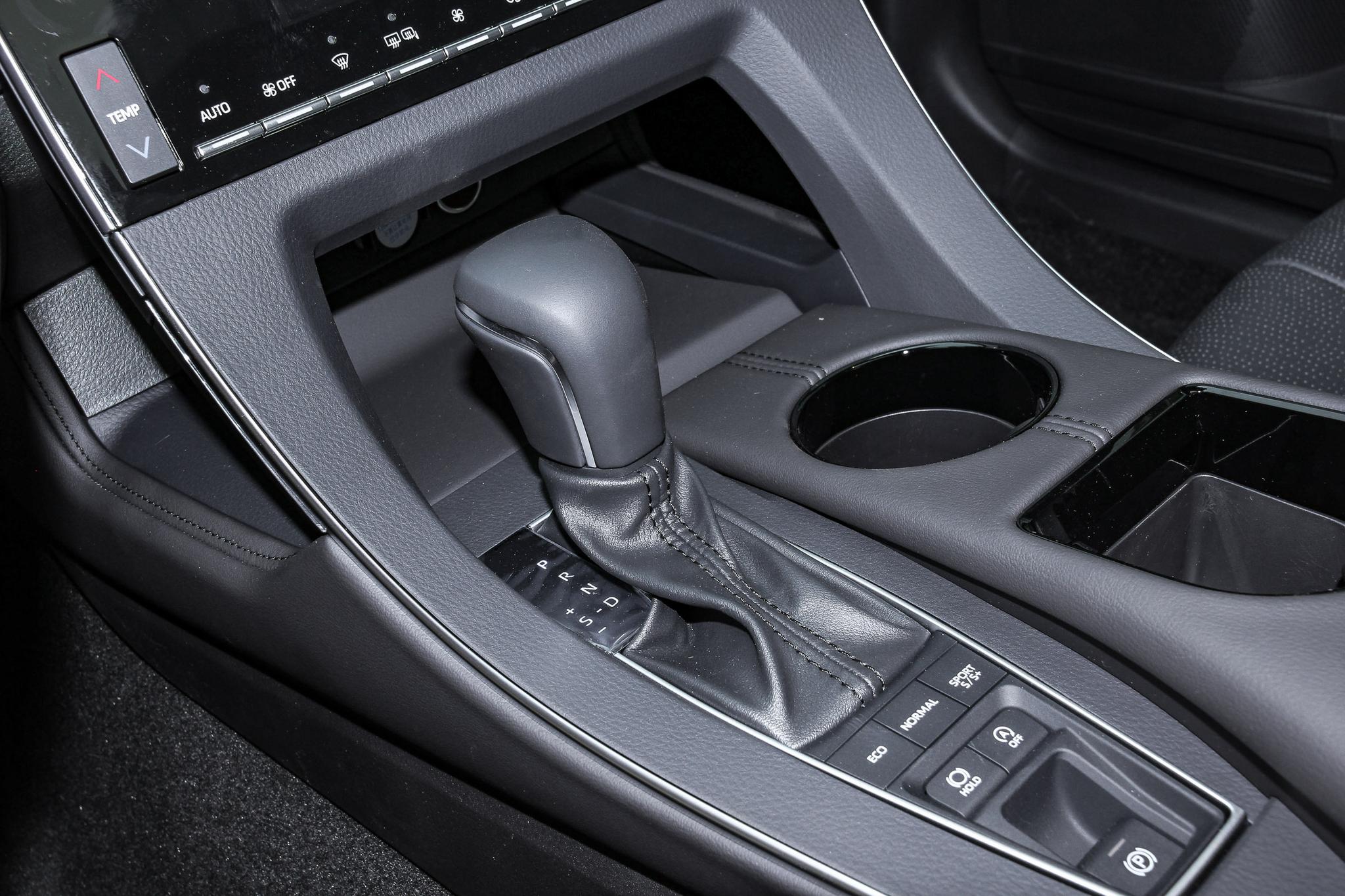 丰田亚洲龙这款车怎么样值得买吗,丰田亚洲龙轿车质量怎么样