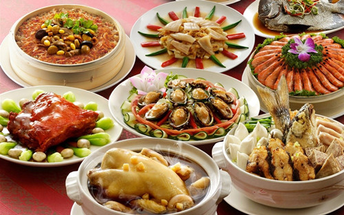 马上快要过年了大家准备好了吗,马上过年啦家里都开始备年货