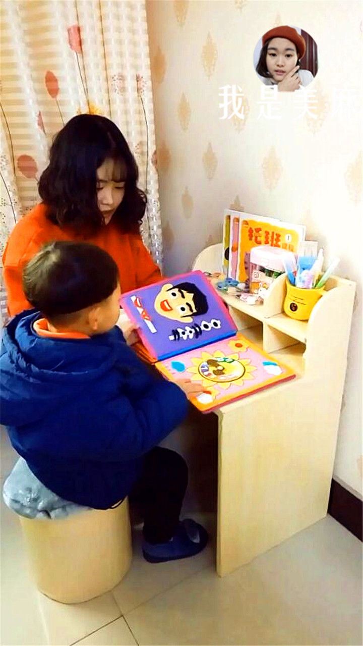 爸爸自制儿童书桌,废纸箱做书桌图片大全