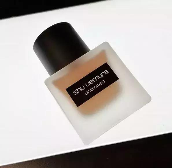 第一瓶大牌粉底液油皮,第一粉底液测评