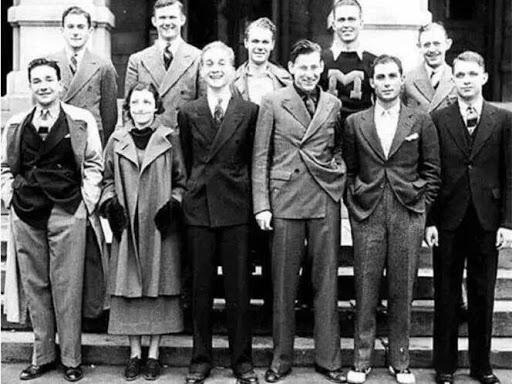 为什么男生一穿职场鞋就显老又土气？一篇超全攻略送给你