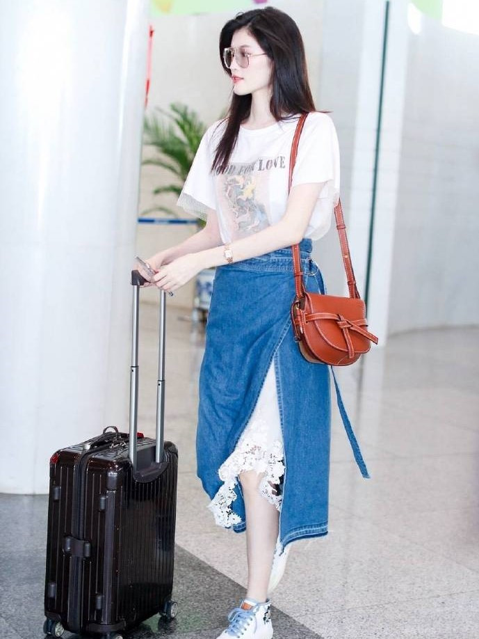 何穗代言的品牌有哪些,何穗读不出来的牌子