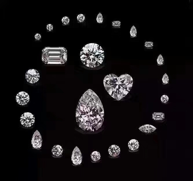 买钻石是买裸钻还是买大品牌的,钻石定制便宜还是专柜