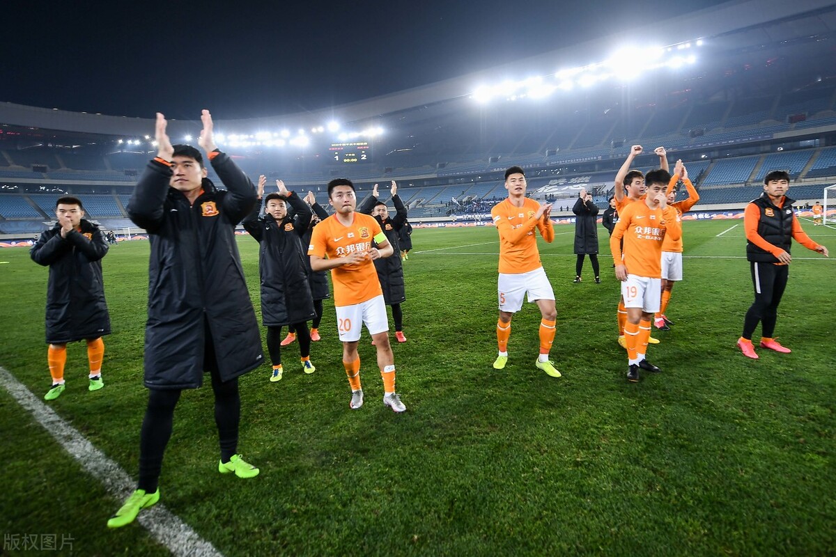 中超票价多少钱一张票,中超联赛赛程表2020门票价格