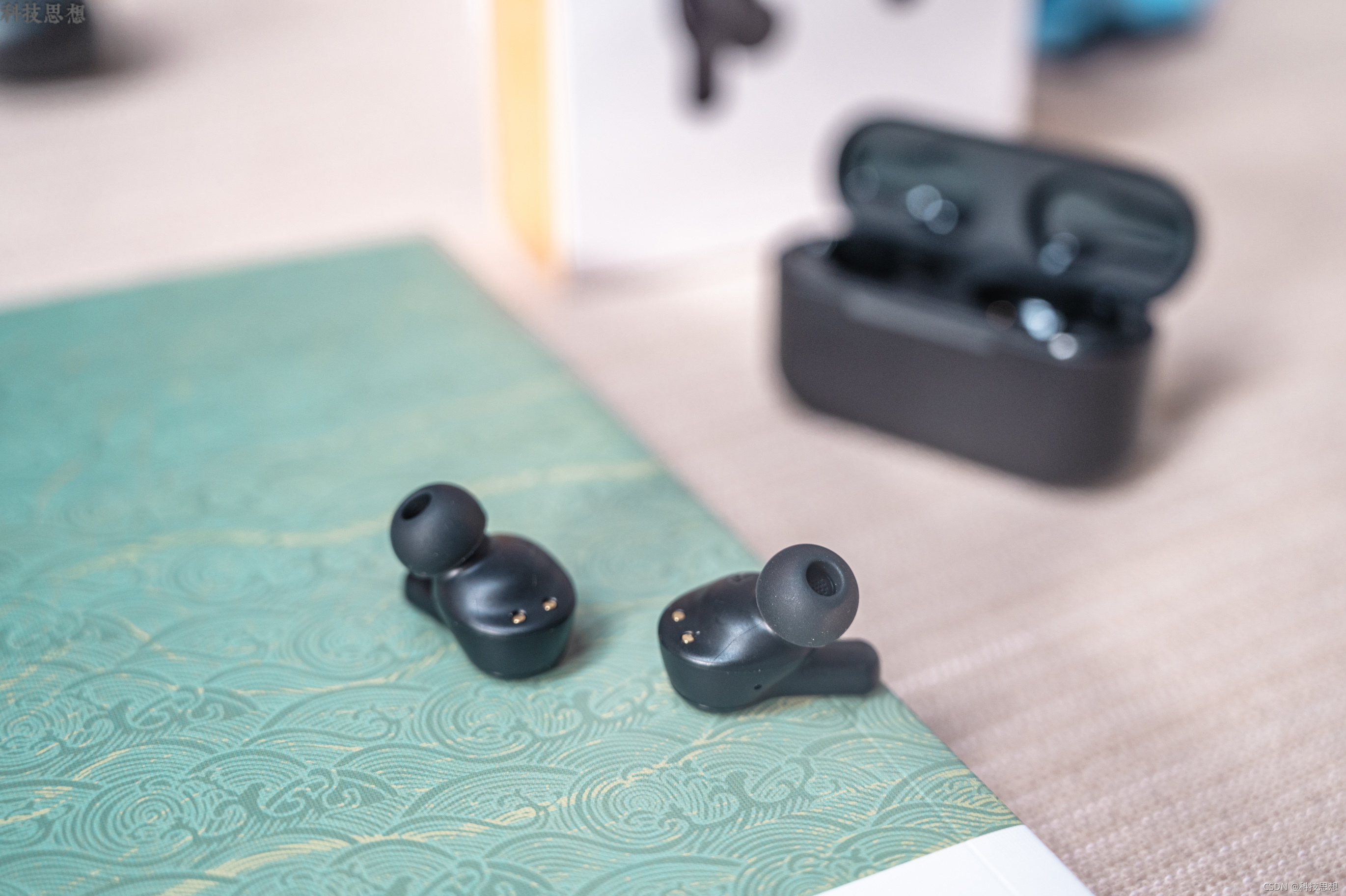 蓝牙耳机简约高颜值air,设计有趣的好耳机