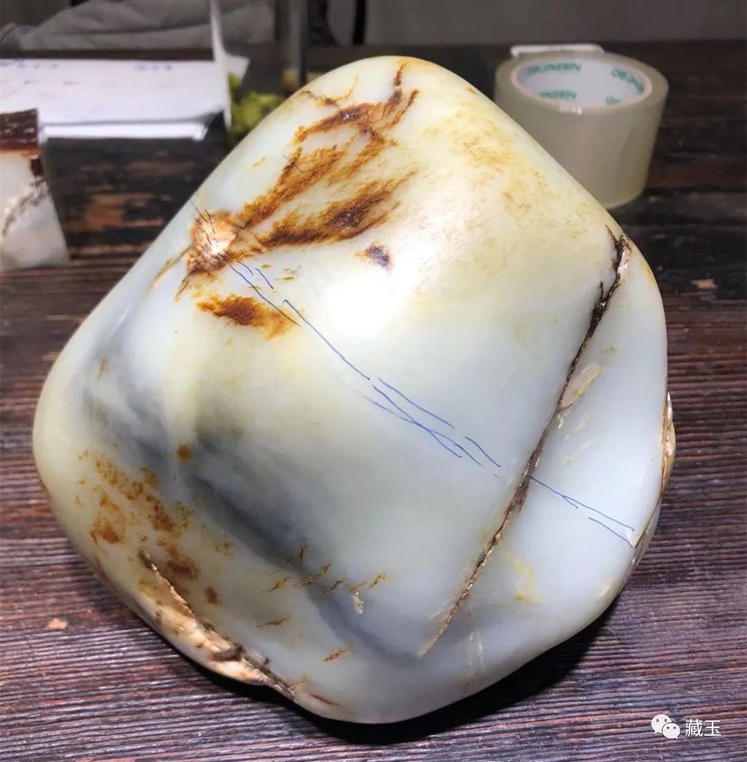 无裂不成玉？和田玉裂的秘密，堵料、切料必须看懂它