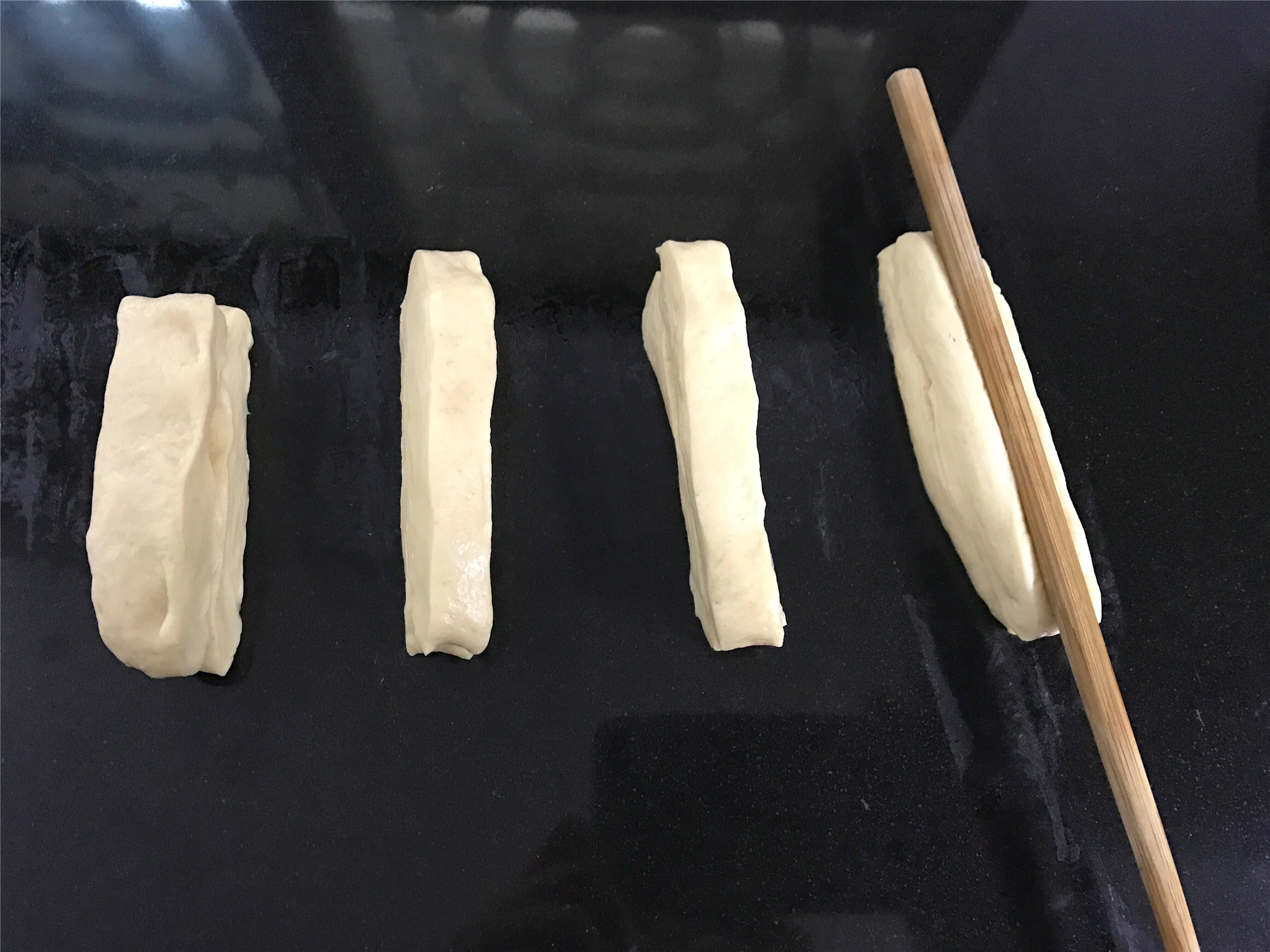 油条膨松剂做油条怎样发面,油条酥脆是配方还是手法重要