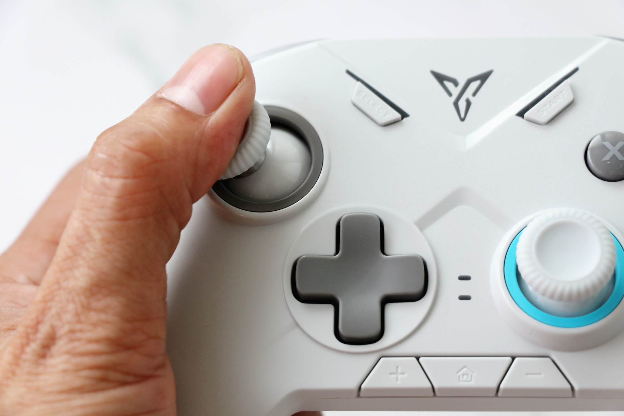 飞智黑武士2游戏手柄,飞智黑武士2手柄可以玩什么游戏