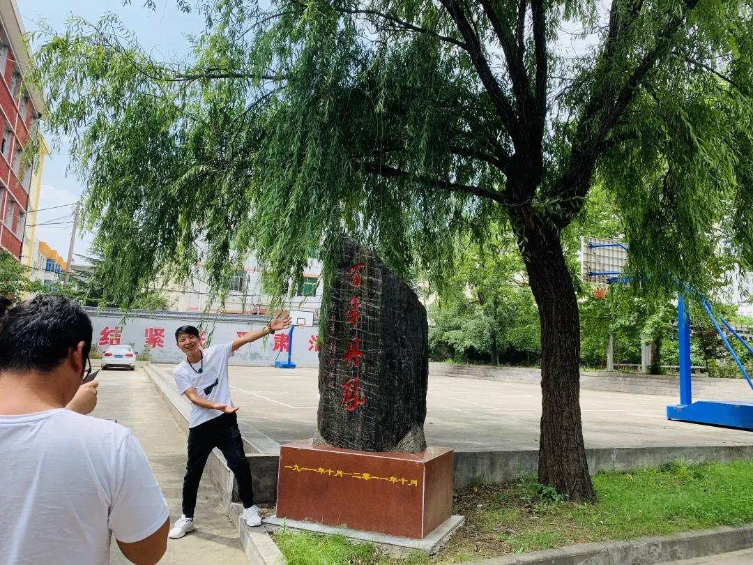 陕西丹凤葡萄酒厂西安总经销,渭南丹凤葡萄酒厂新闻报道