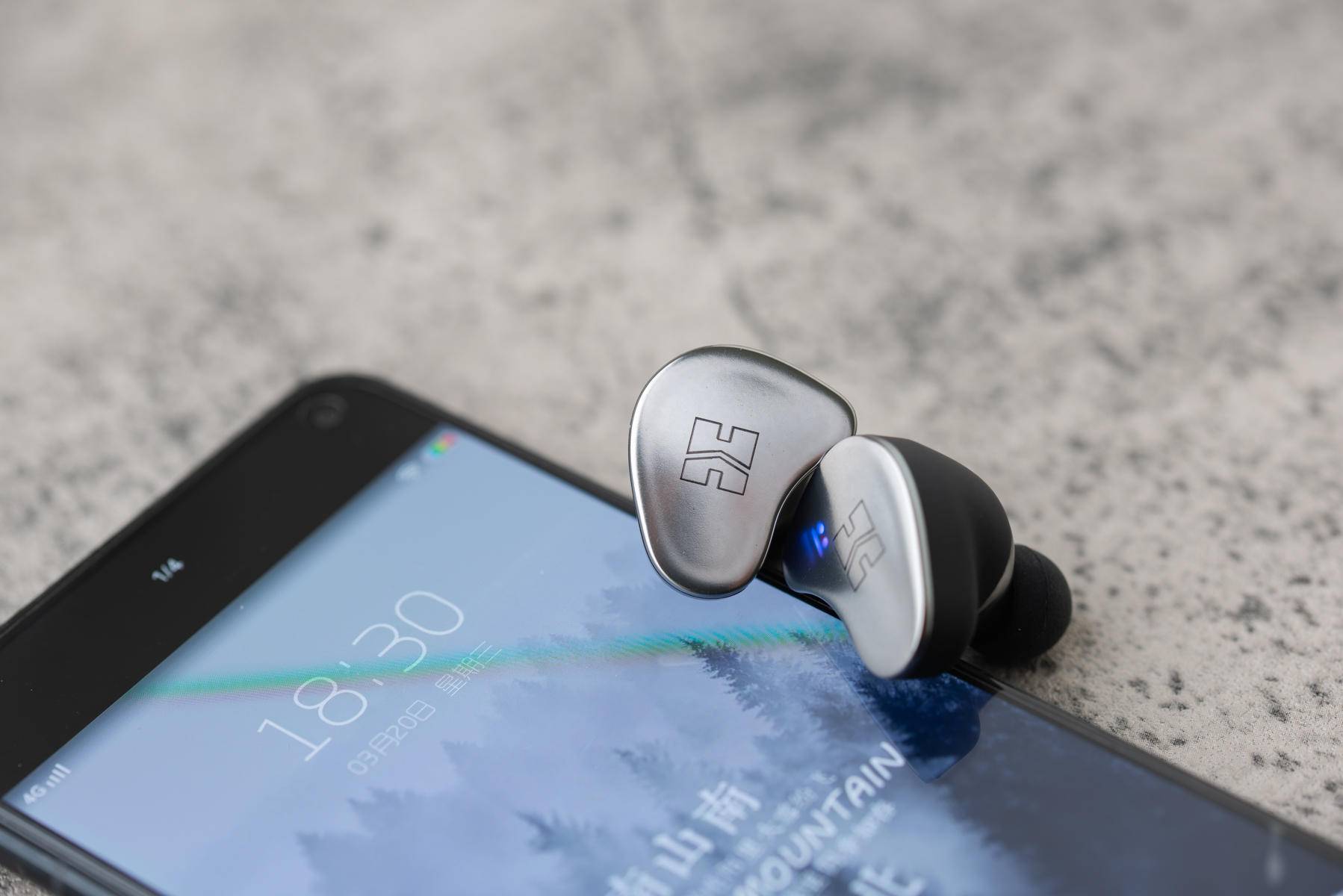 hifiman和森海塞尔3代,hifiman对比森海塞尔