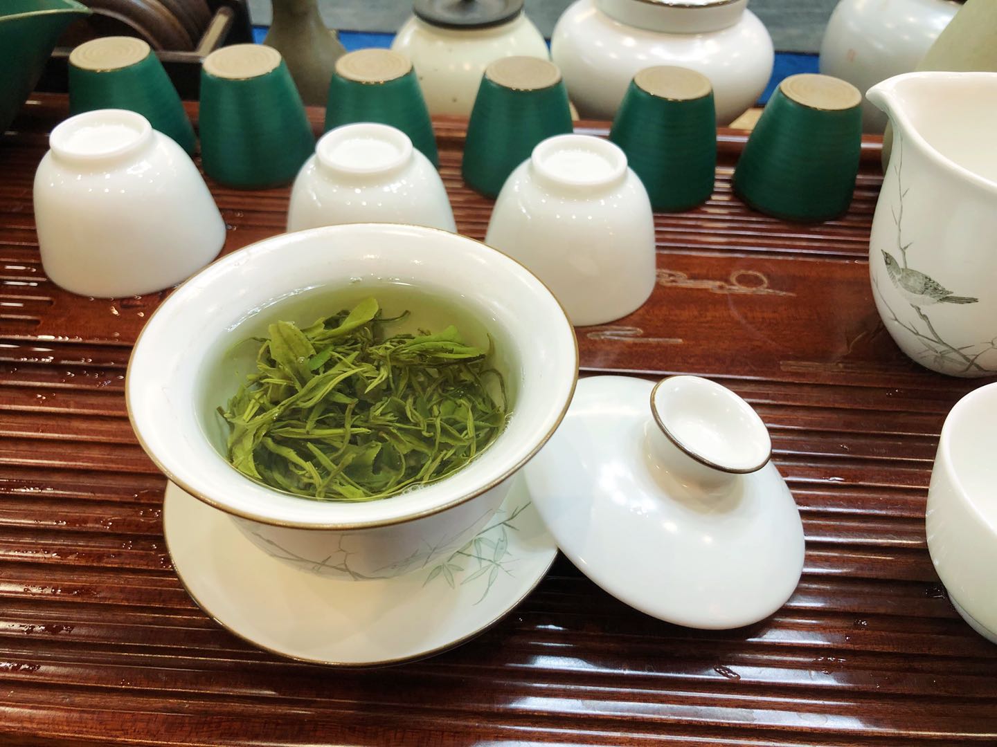 春茶上市今年的第1杯茶你喝了吗,春茶绿茶上市