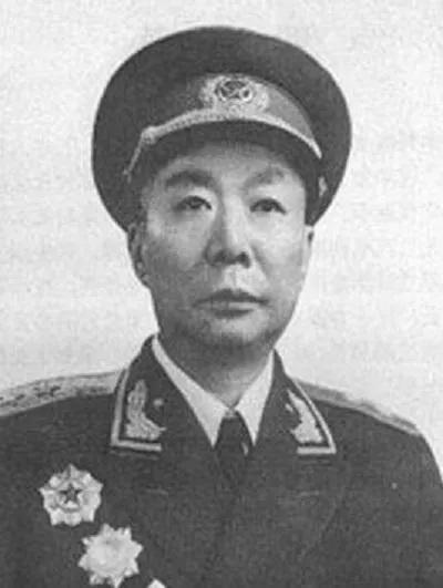 开国将帅（128）中将郭鹏