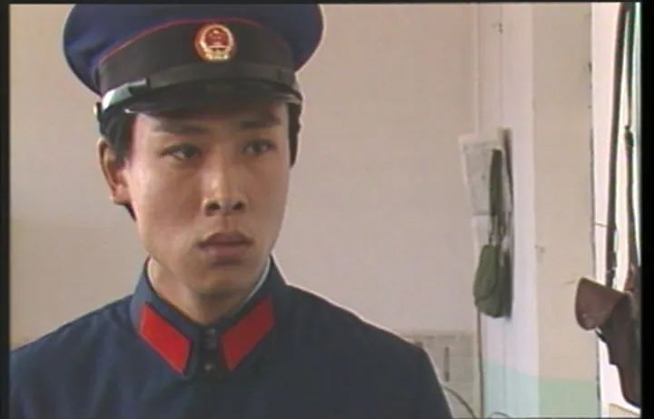 中国警服变迁的历史意义,警服变迁可以反映出什么