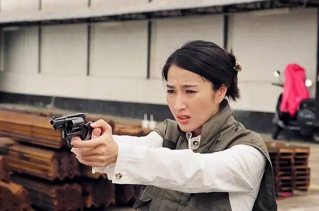 中华女英雄完整视频,80年代电视剧中华英雄