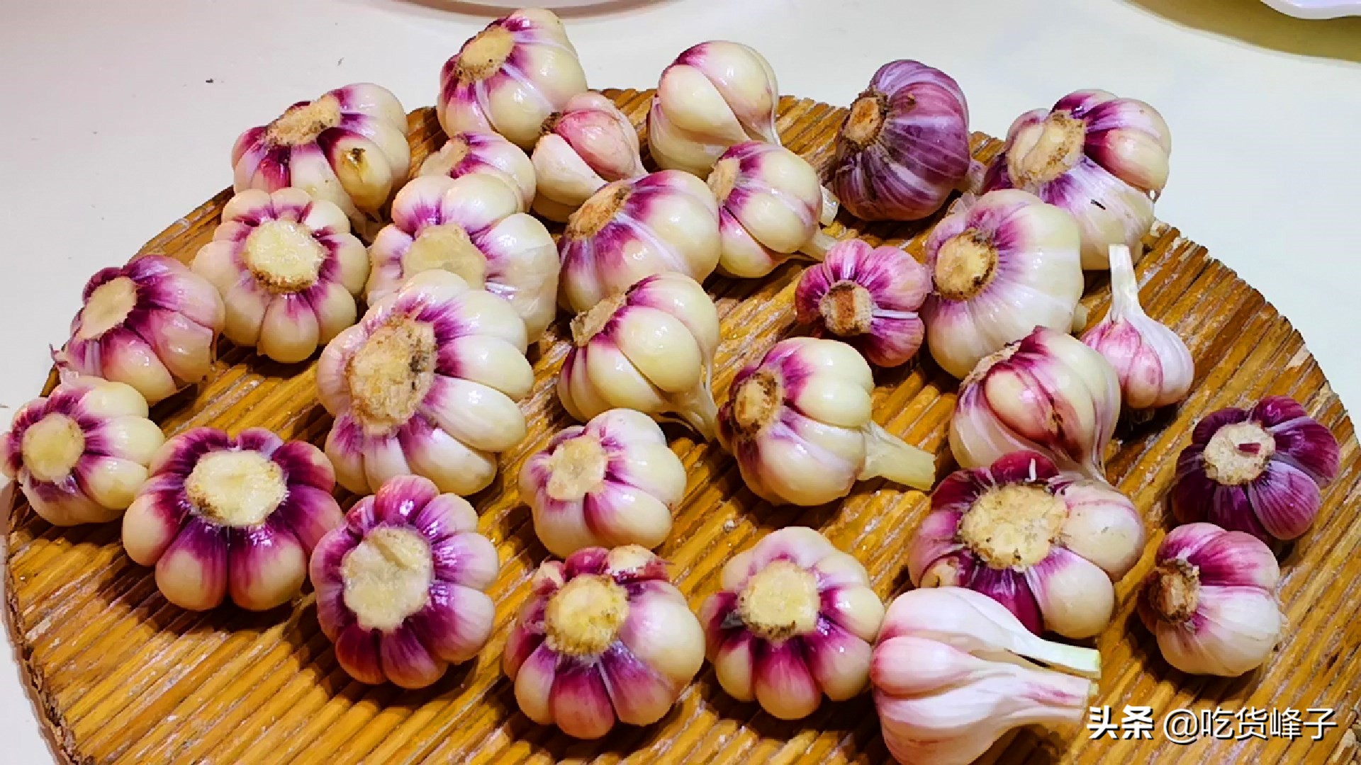 怎么保存大蒜不长芽,保存大蒜一年不坏又新鲜