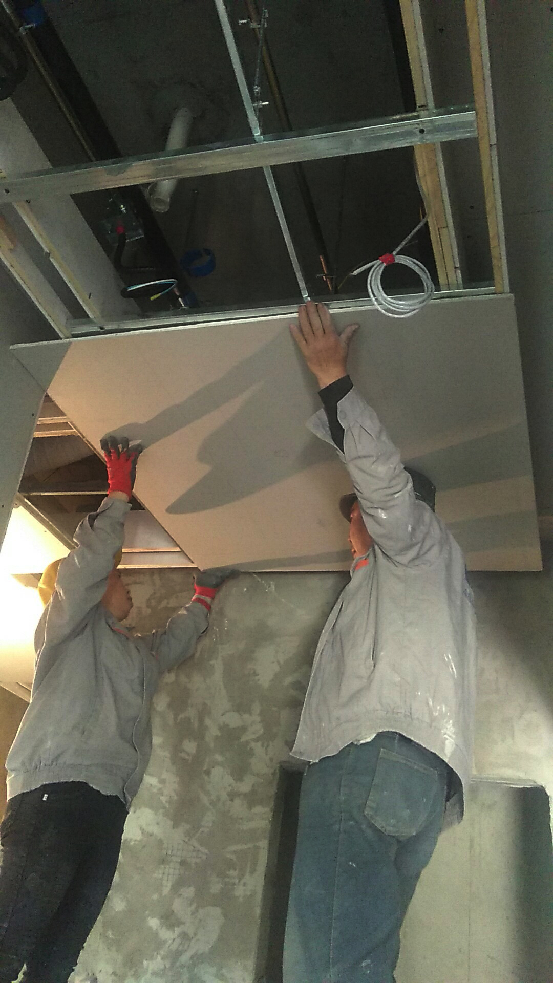 龙立达装修案例：乐乐牙口腔医院装修施工进度