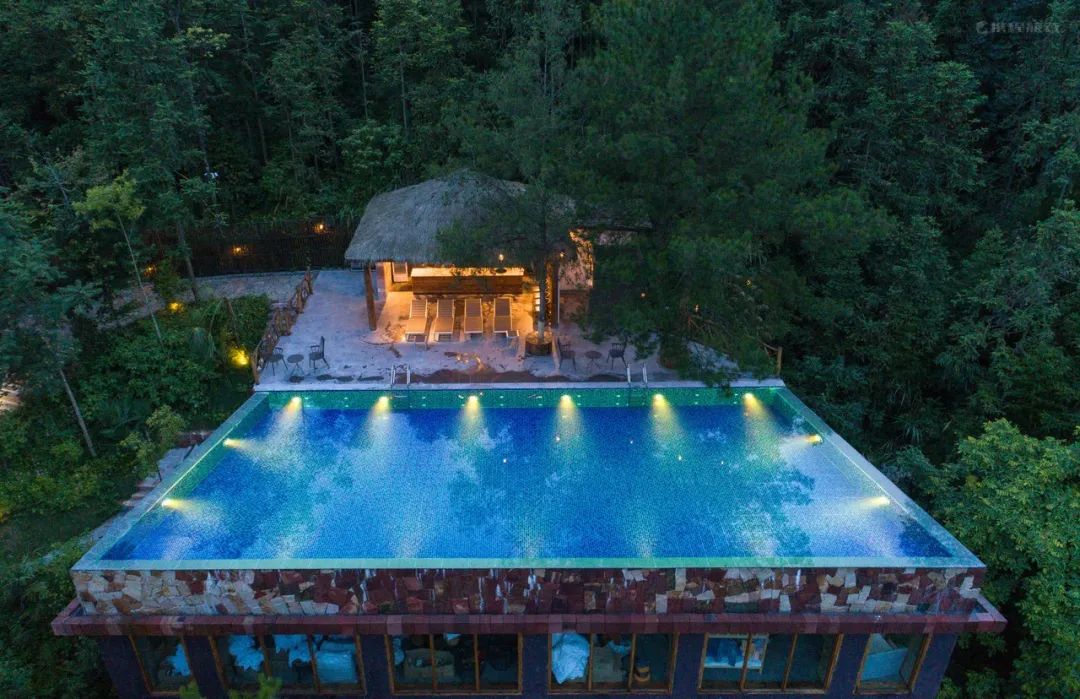 张家界旅游必住高端民宿客栈,张家界民宿前十名推荐价格