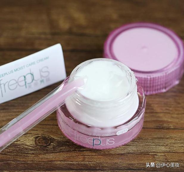 涂了几年的眼霜，爱用的就这5款，明色去黑眼圈，露得清抗初老