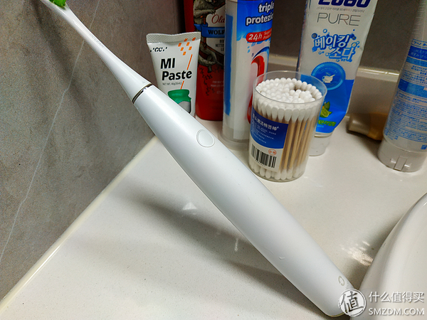 飞利浦入门级电动牙刷2019,usmile电动牙刷y1s和y1pro区别