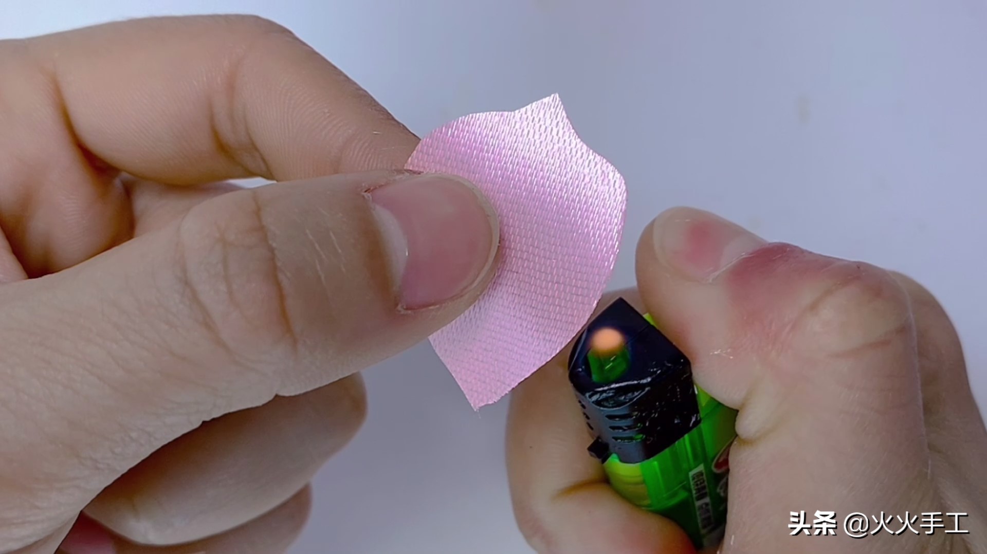 白浅的十里桃花，不用三生三世，在家用粉色丝带就可以很快完成