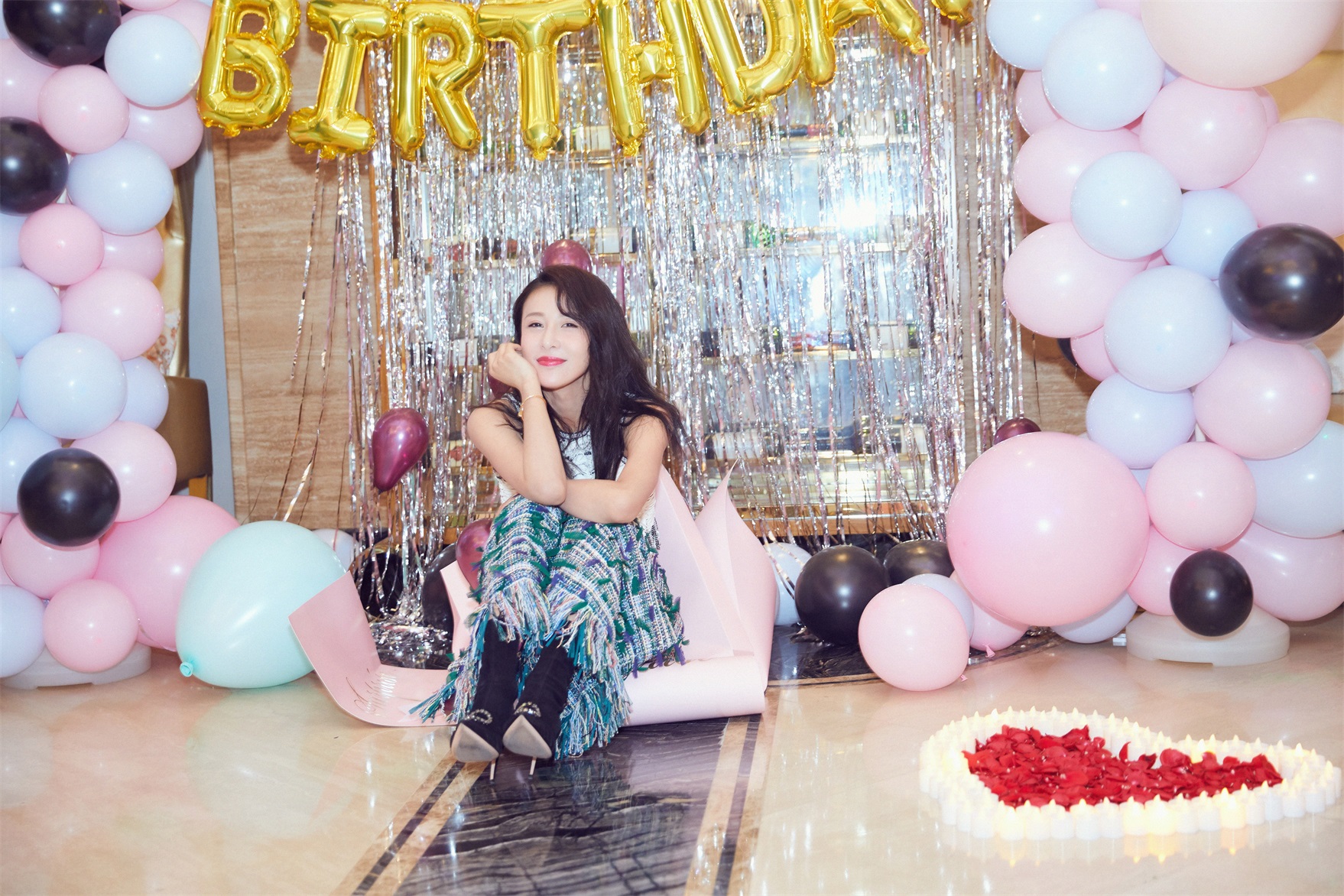 贾清生日传递爱与温暖新作《三国杀·幻》1109上映引期待