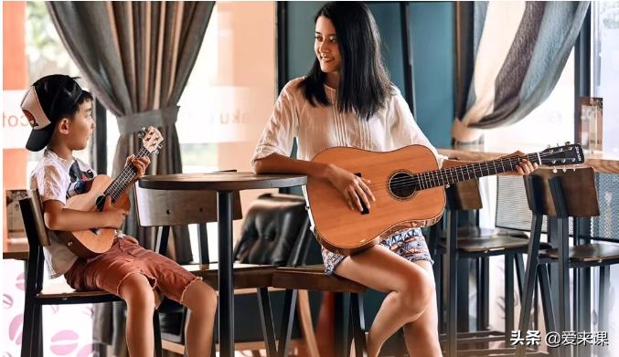 星星的孩子自闭症授课,走进星星的孩子世界